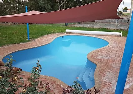 pool-resurfacing-professionals'-work-in-dianella-wa